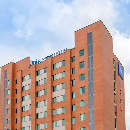 Ibis Budget Itagui Exterior photo